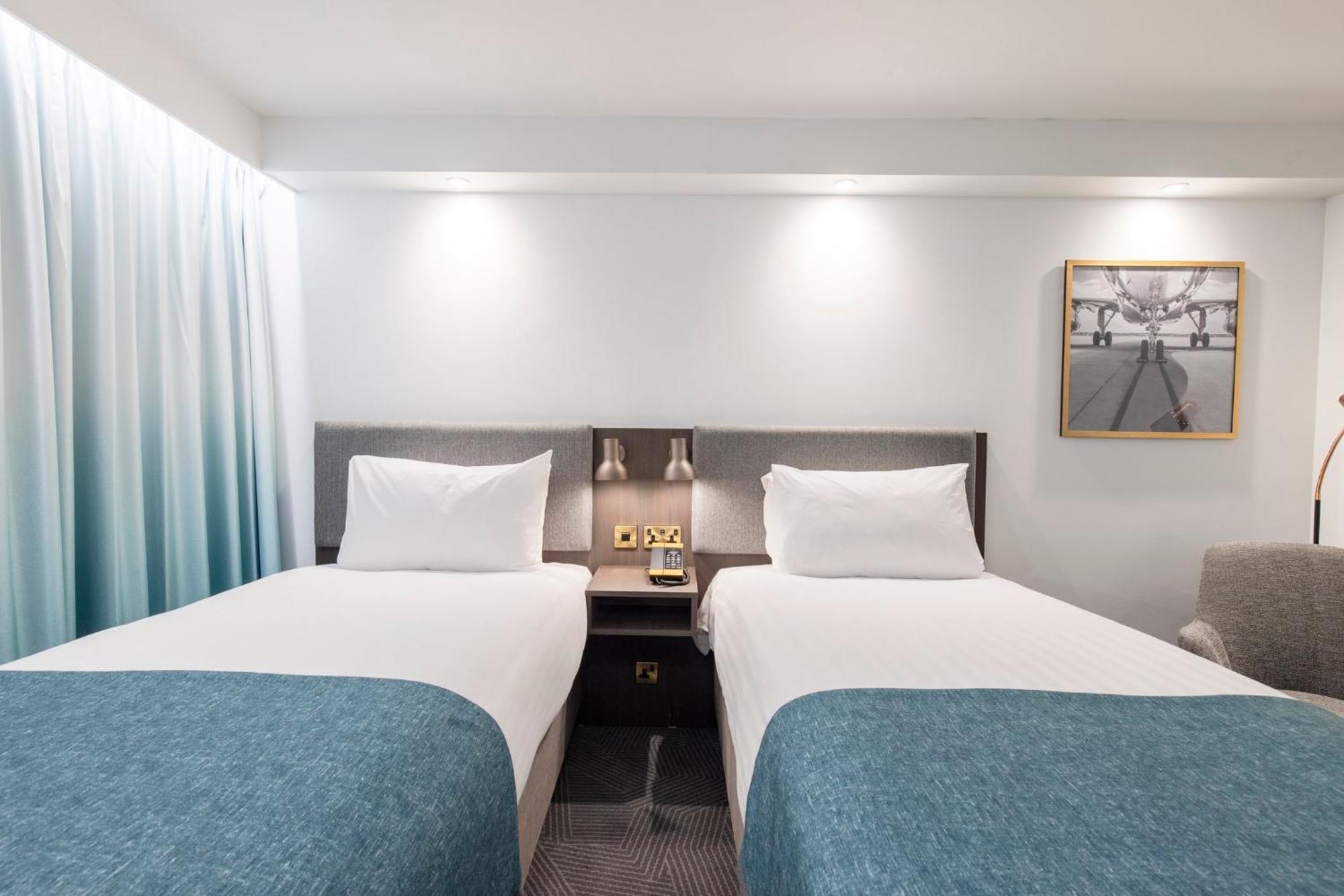 Holiday Inn Bristol Airport By Ihg Redhill  Екстериор снимка