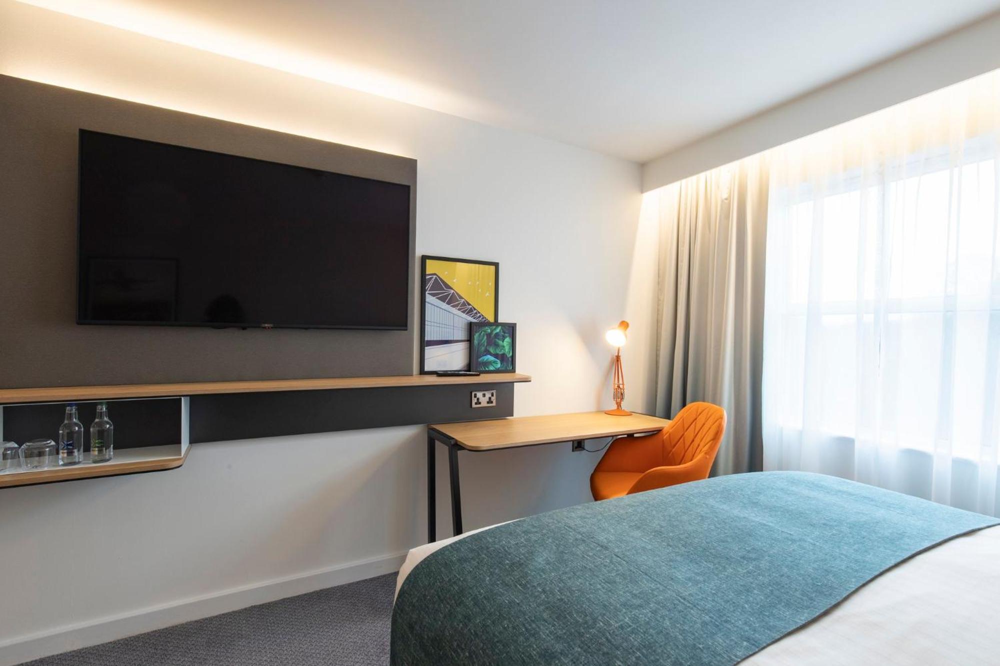 Holiday Inn Bristol Airport By Ihg Redhill  Екстериор снимка