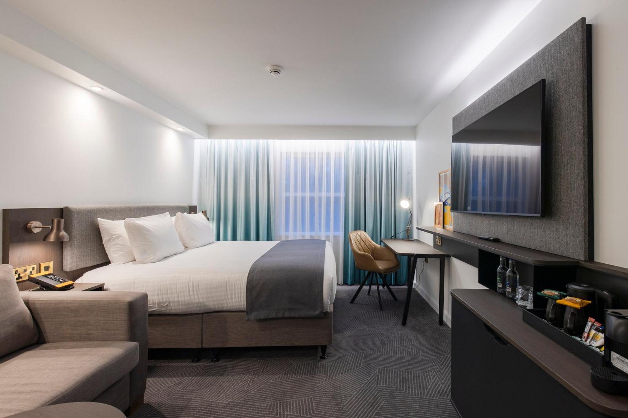 Holiday Inn Bristol Airport By Ihg Redhill  Екстериор снимка