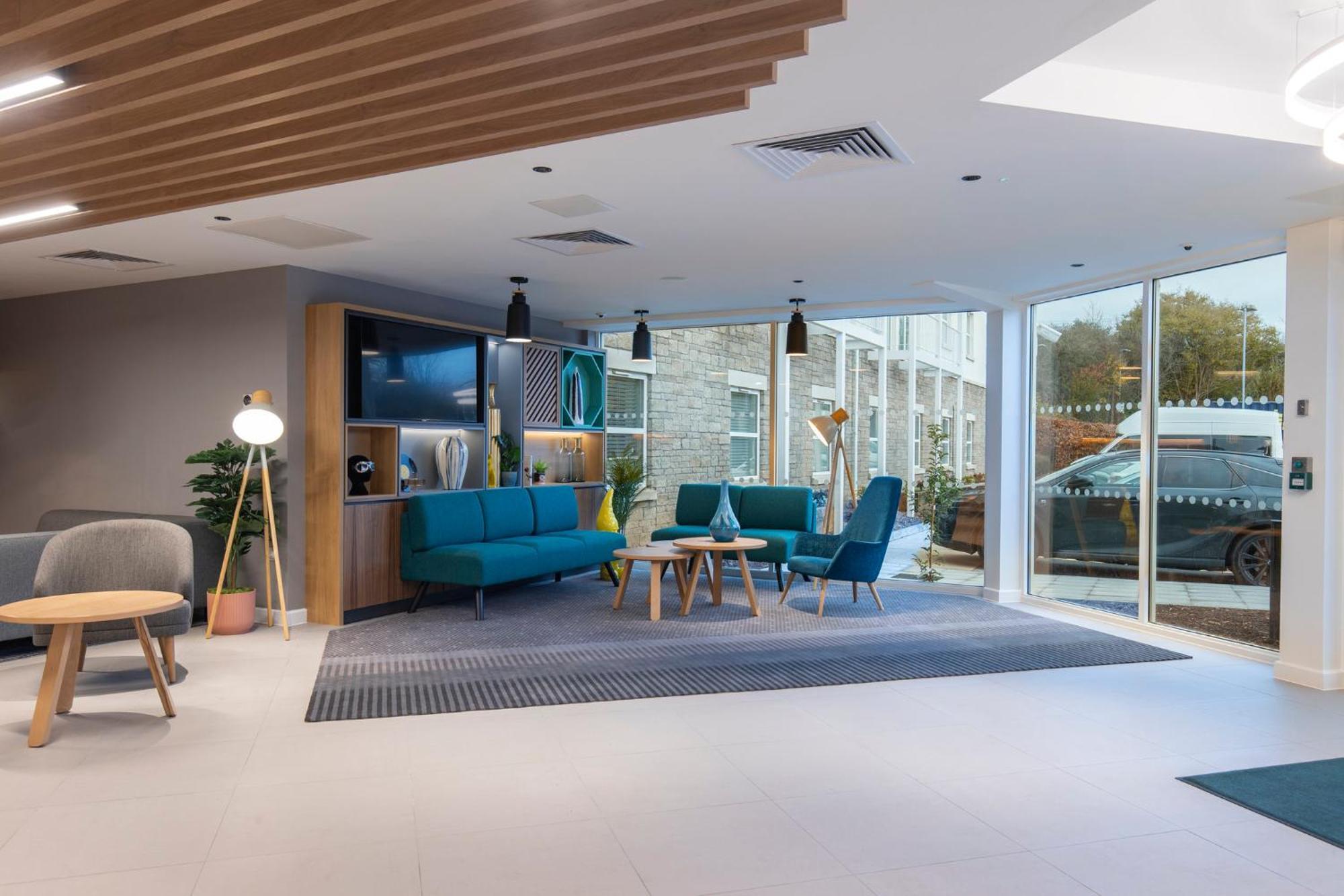 Holiday Inn Bristol Airport By Ihg Redhill  Екстериор снимка