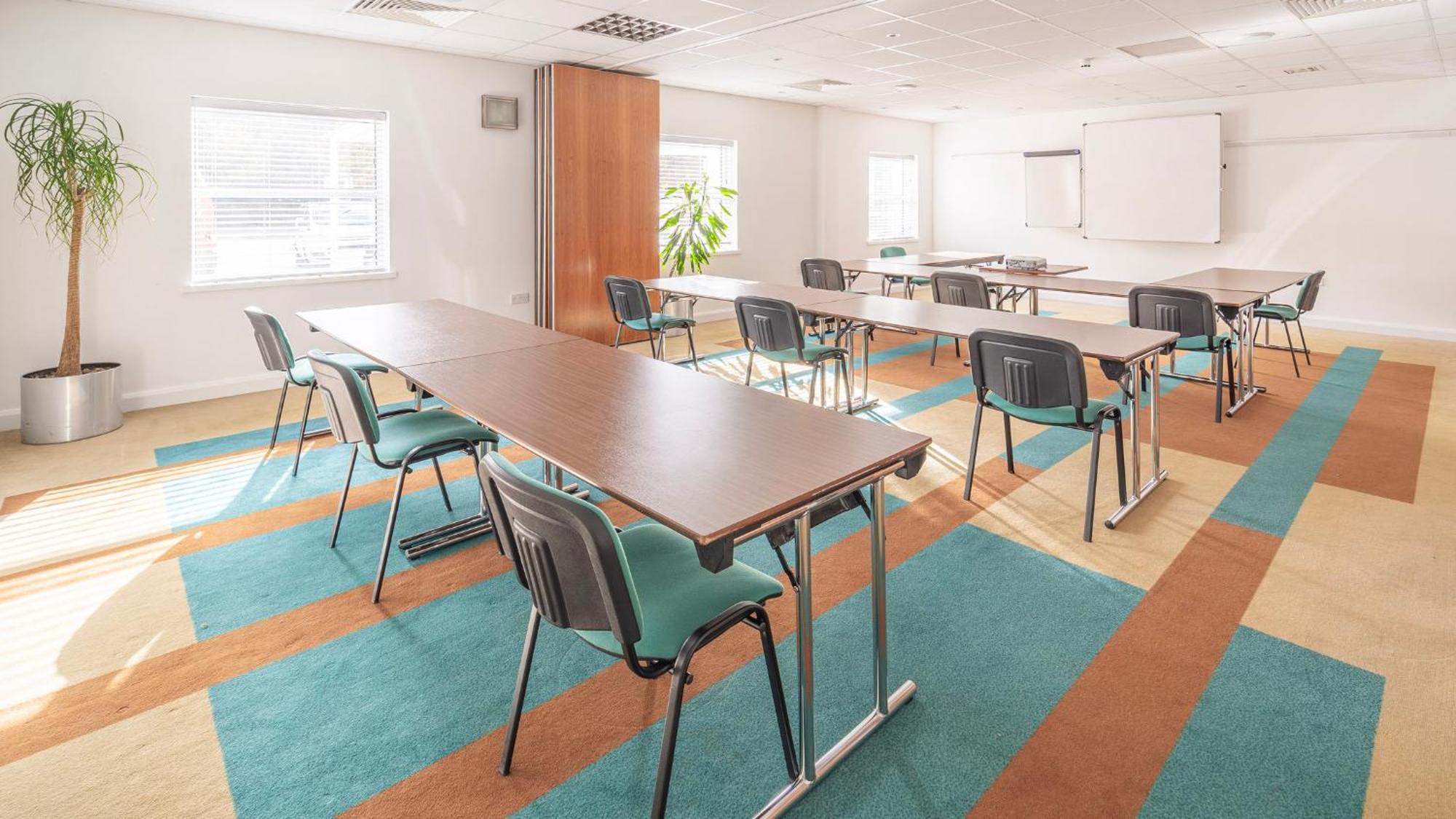 Holiday Inn Bristol Airport By Ihg Redhill  Екстериор снимка