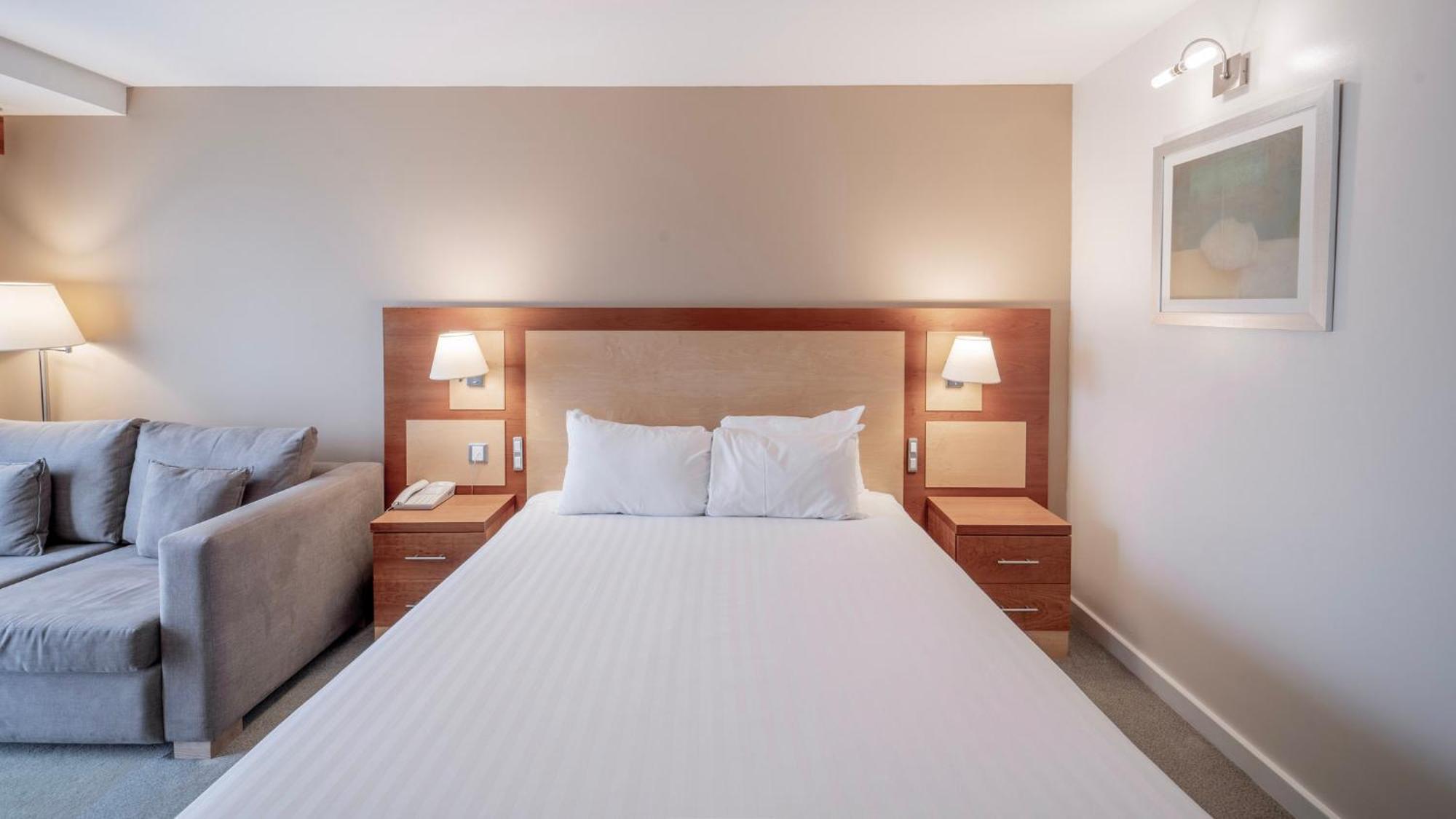 Holiday Inn Bristol Airport By Ihg Redhill  Екстериор снимка