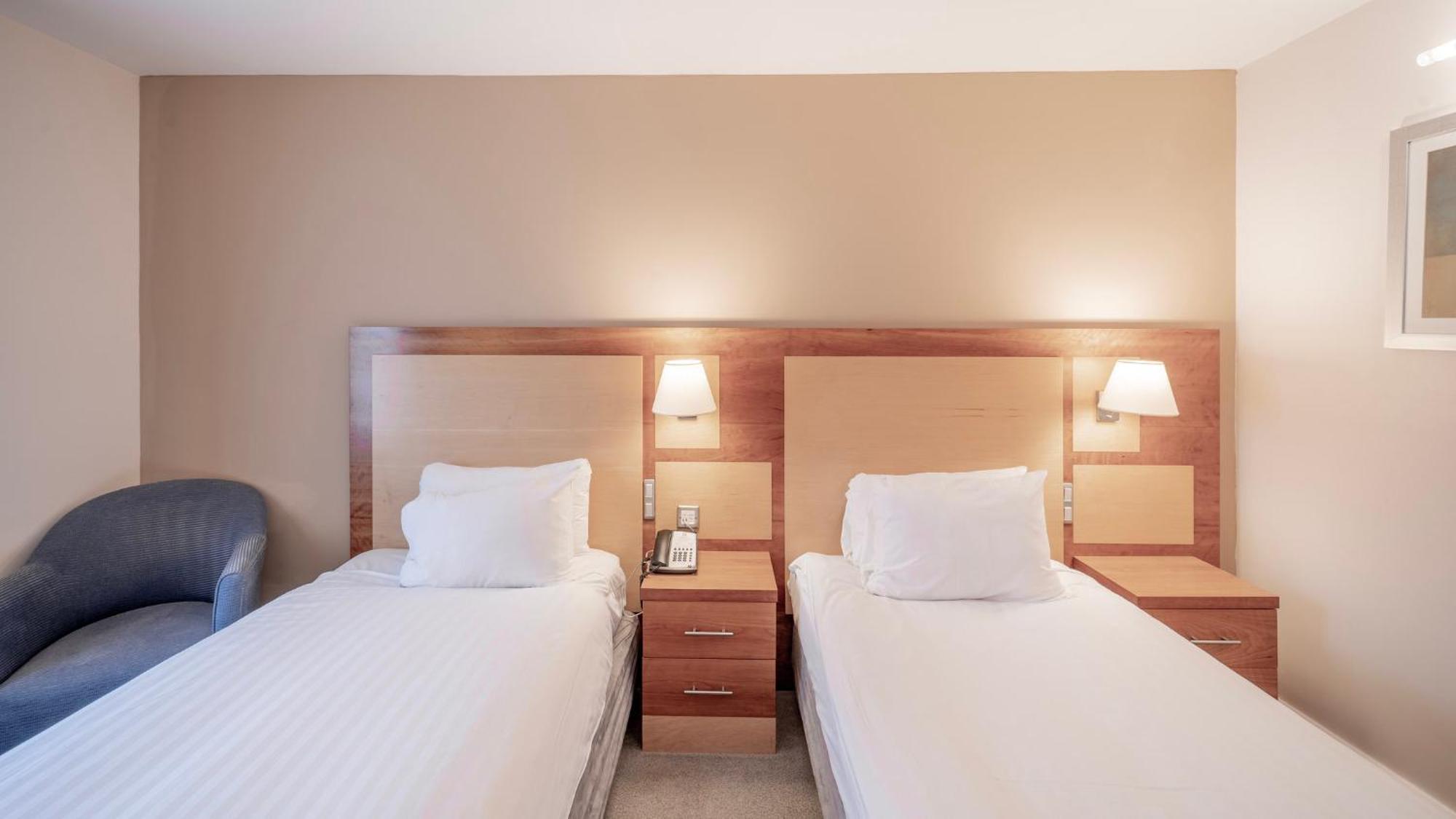 Holiday Inn Bristol Airport By Ihg Redhill  Екстериор снимка