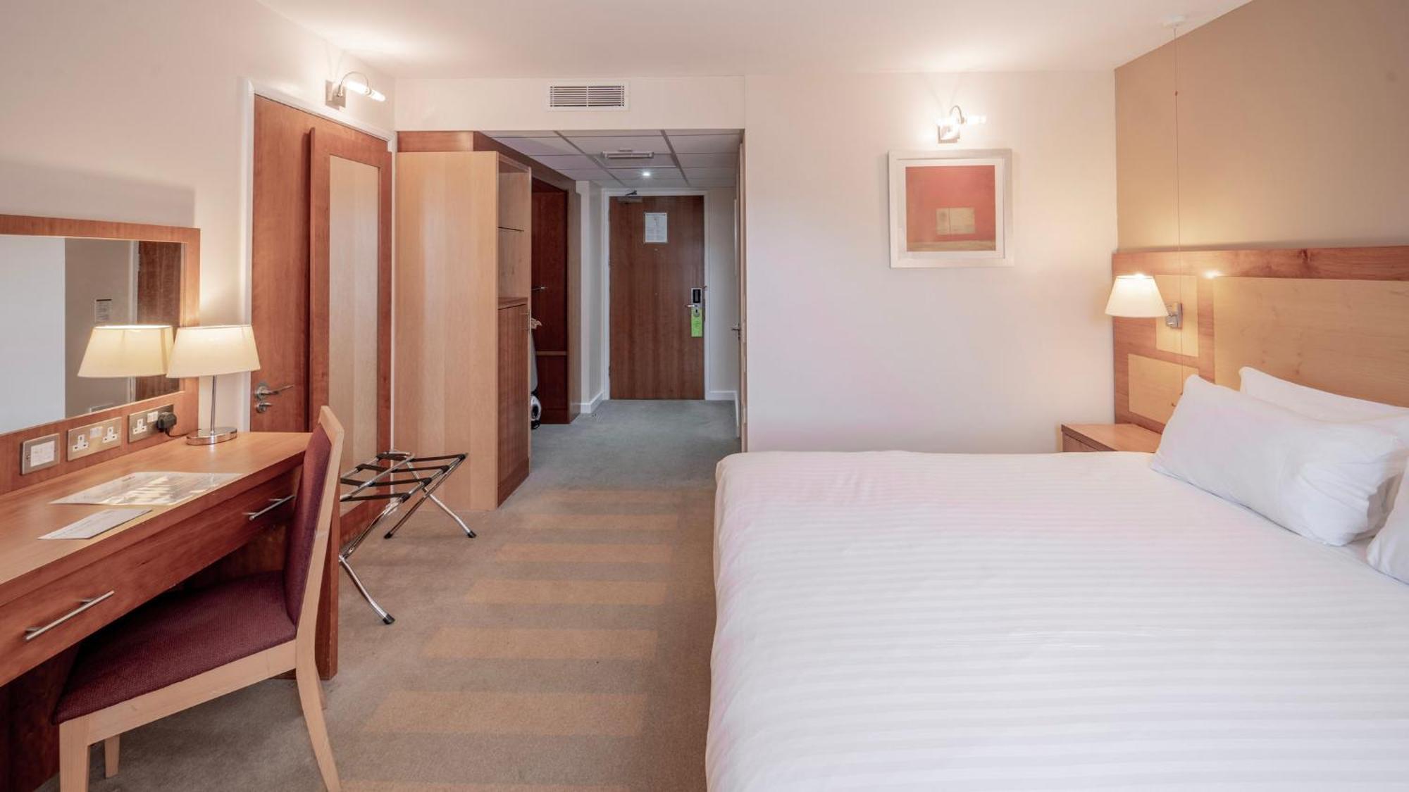 Holiday Inn Bristol Airport By Ihg Redhill  Екстериор снимка